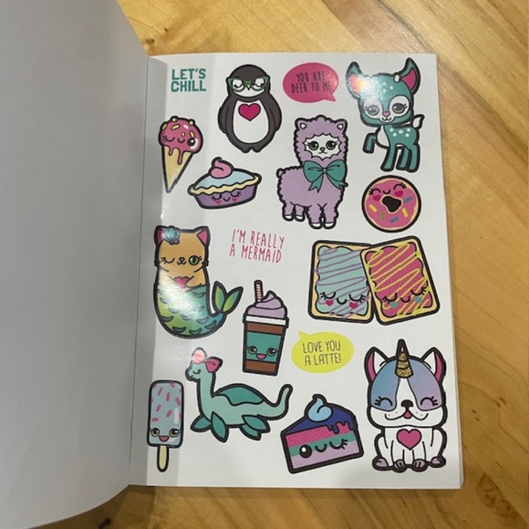 Sticker Book // 1000+ Stickers // 40 Pages - Picture 4 of 5